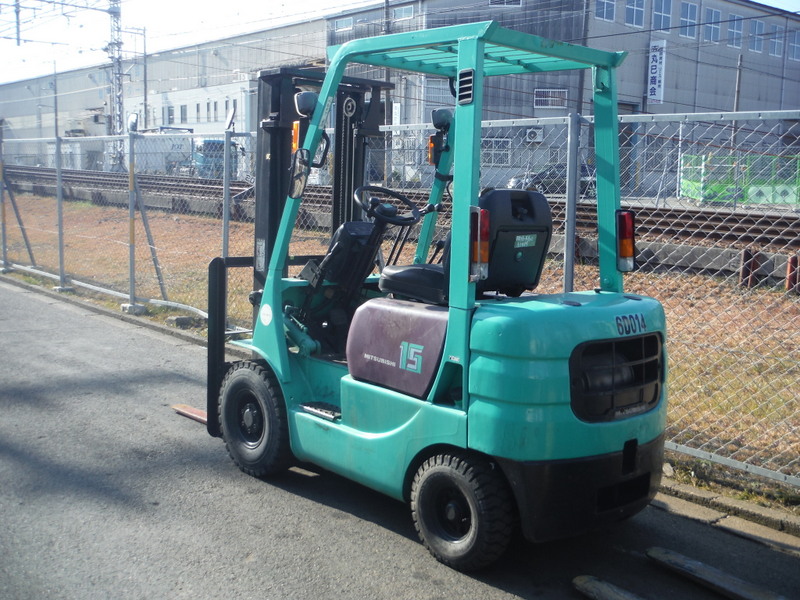 Mitsubishi FD15 Trasera